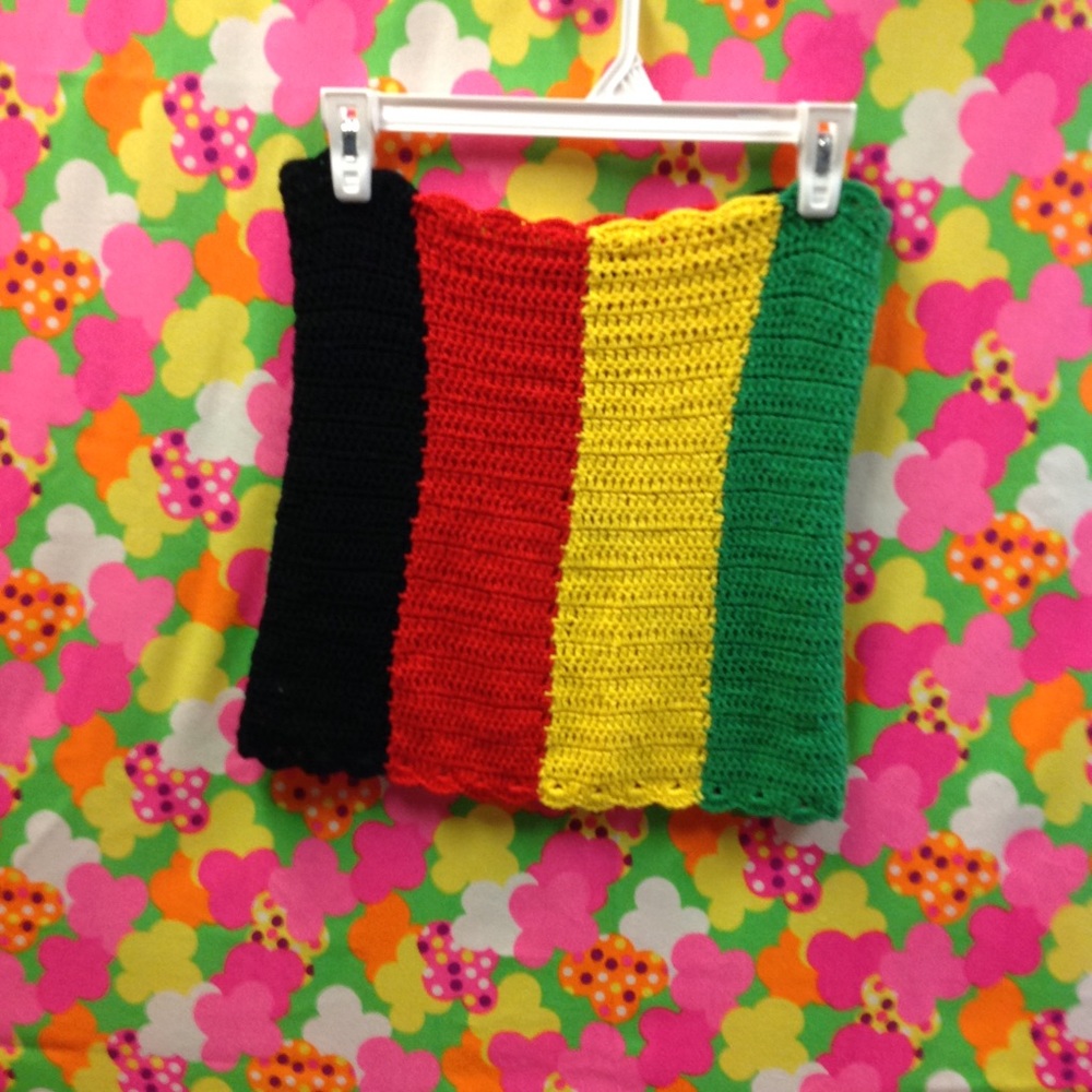 ✨Forever 21✨Crocheted Tube Top